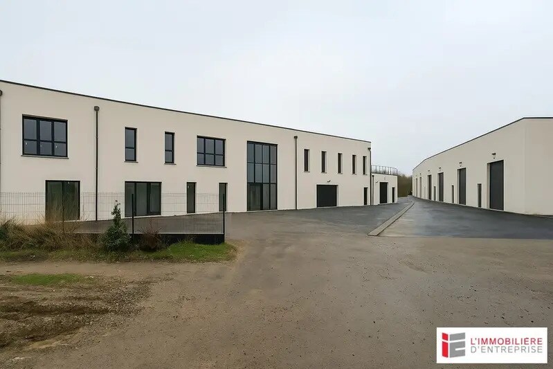 Bureau dans Noyal-Châtillon-sur-Seiche à louer Photo de l’immeuble– Image 1 sur 8