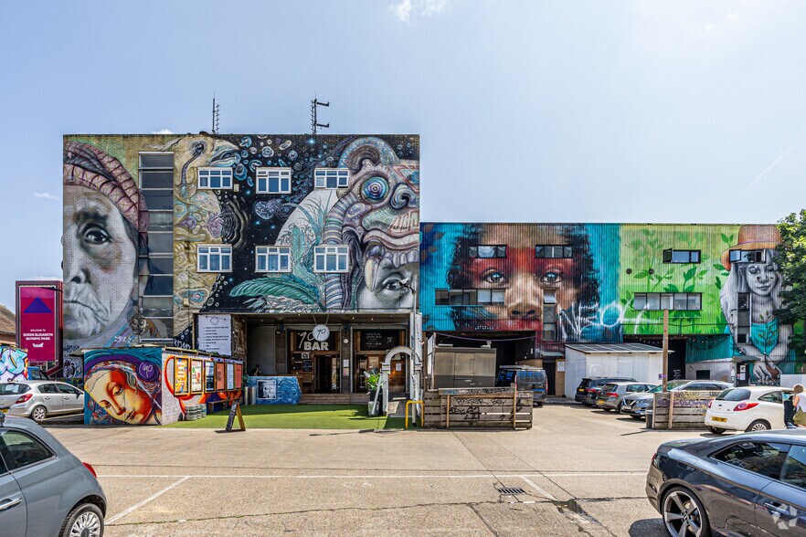 90-98C Wallis Rd, Londres à louer - Photo de l’immeuble – Image 2 sur 2