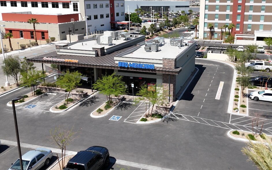 8480 W Sunset Rd, Las Vegas, NV à louer - Photo principale – Image 1 sur 1