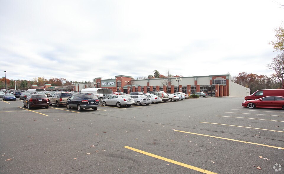 255-265 W Main St, Avon, CT à louer - Photo de l’immeuble – Image 1 sur 9