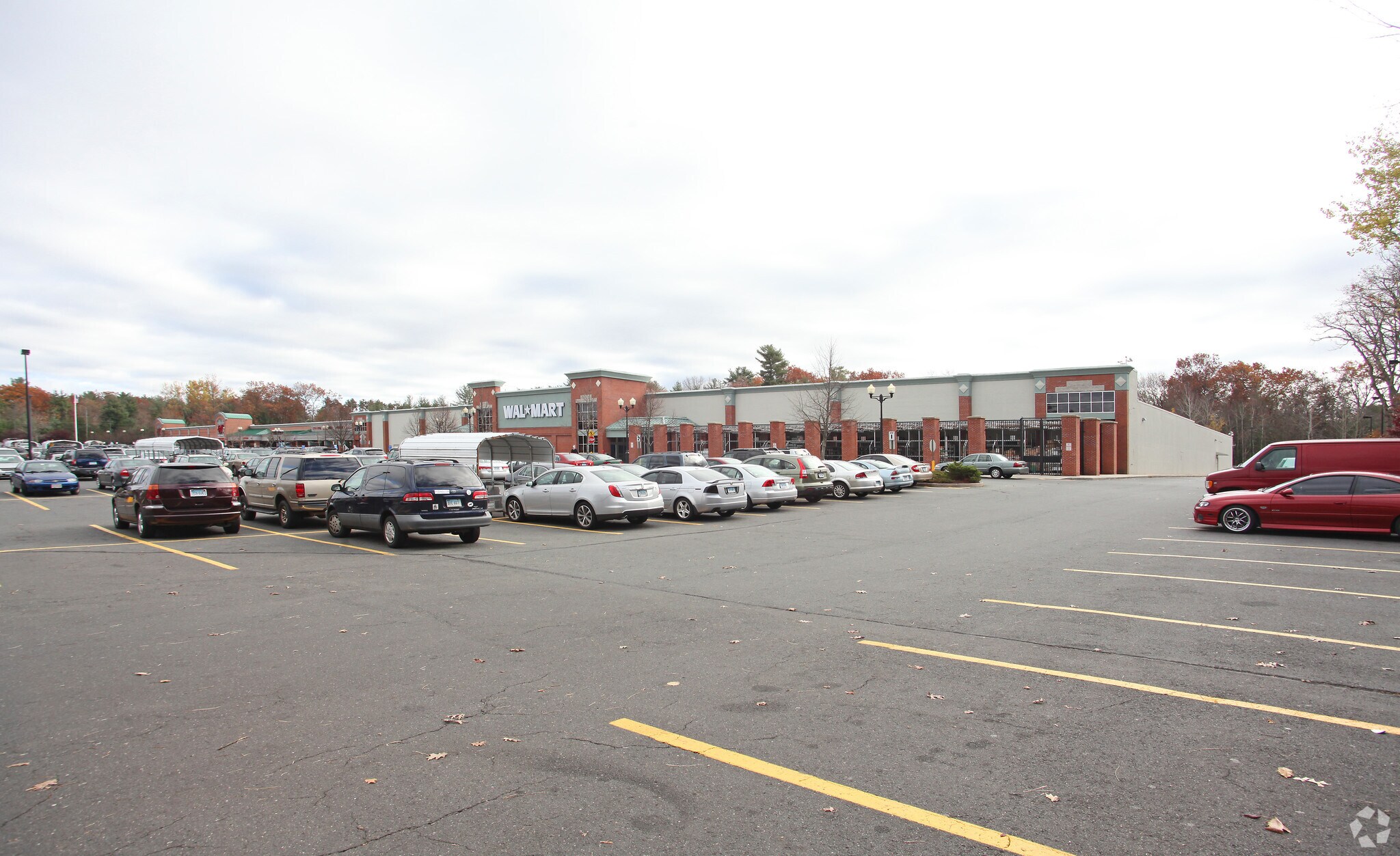 255-265 W Main St, Avon, CT à louer Photo de l’immeuble– Image 1 sur 10