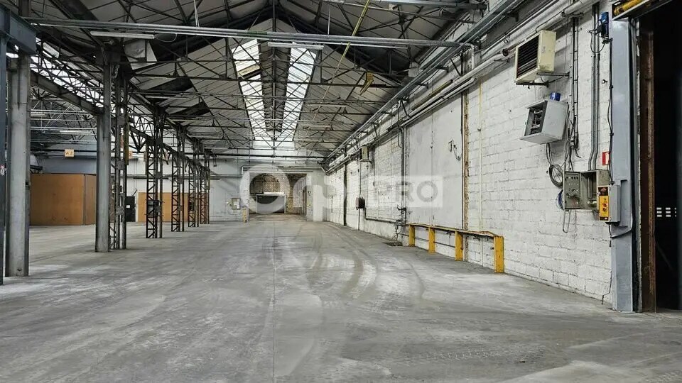 Local d'activités dans Blanzy à vendre - Photo de l’immeuble – Image 1 sur 6