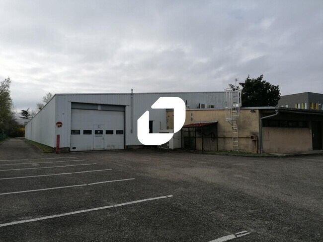 Plus de détails pour 54 Avenue De L'Industrie, Rillieux-la-Pape - Local d'activités à louer