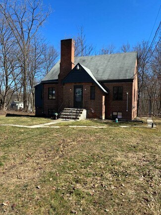 Plus de détails pour 283 Windsor Hwy, New Windsor Township, NY - Bureau/Local commercial à louer