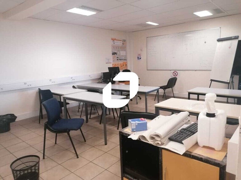 11 Rue Guy Moquet, Argenteuil à louer - Photo de l’immeuble – Image 2 sur 10