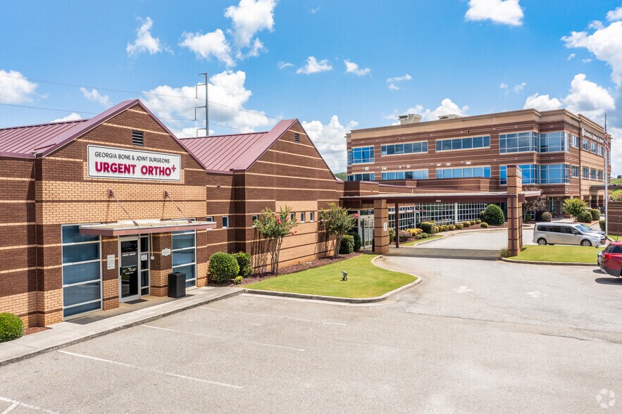 15 Medical Dr, Cartersville, GA à louer - Photo de l’immeuble – Image 3 sur 4