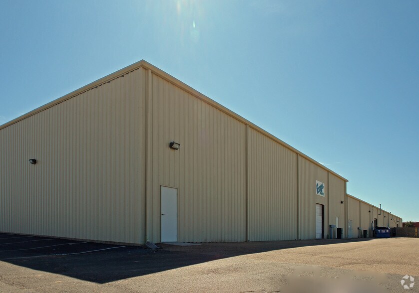 5044 Frankford Ave, Lubbock, TX à louer - Photo de l’immeuble – Image 3 sur 3