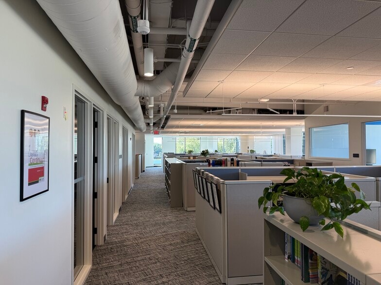 145 Maplewood Ave, Portsmouth, NH à louer - Photo intérieure – Image 3 sur 8