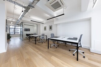 Plus de détails pour 12-13 Poland St, Londres - Bureau à louer
