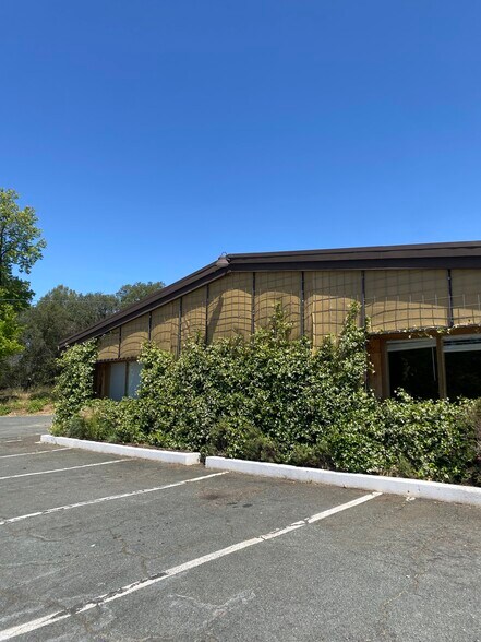 4400 State Hwy 49 hwy, Pilot Hill, CA à louer - Photo de l’immeuble – Image 2 sur 24