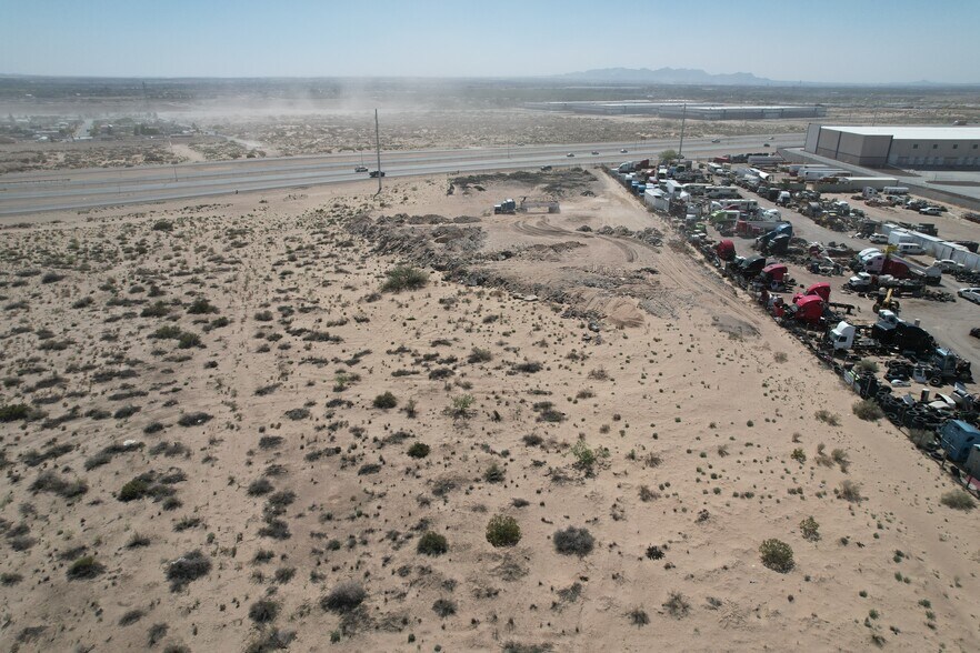 16263 Gateway Blvd, Socorro, TX à vendre - Photo de l’immeuble – Image 3 sur 8