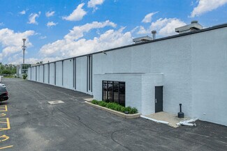 Plus de détails pour 8245 S Lemont Rd, Darien, IL - Industriel/Logistique à vendre
