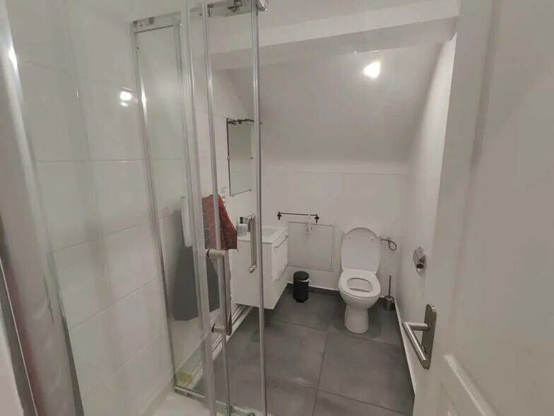 1365 Rue De La Boissière, Plaisir à louer - Photo intérieure – Image 3 sur 5