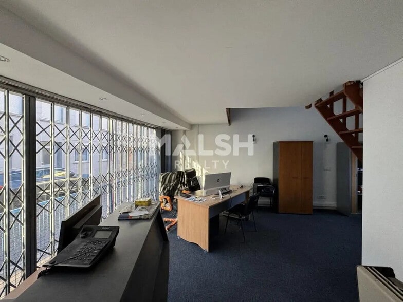 Local d'activités dans Saint-Étienne à vendre - Photo intérieure – Image 3 sur 6