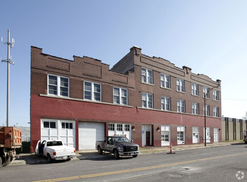 809-819 Cass Ave, Saint Louis, MO à vendre - Photo de l’immeuble – Image 2 sur 3