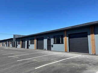 Plus de détails pour 15922 Strathern St, Van Nuys, CA - Industriel/Logistique à louer