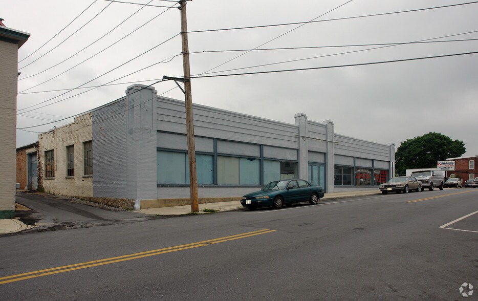 28 E Baltimore St, Hagerstown, MD à vendre - Photo de l’immeuble – Image 2 sur 12