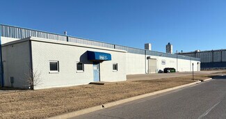 Plus de détails pour 3400 N Topeka St, Wichita, KS - Industriel/Logistique à louer