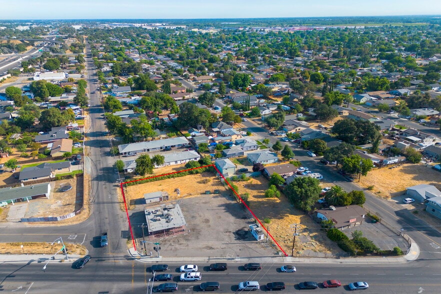 3801 E Main St, Stockton, CA à vendre - Photo de l’immeuble – Image 3 sur 19