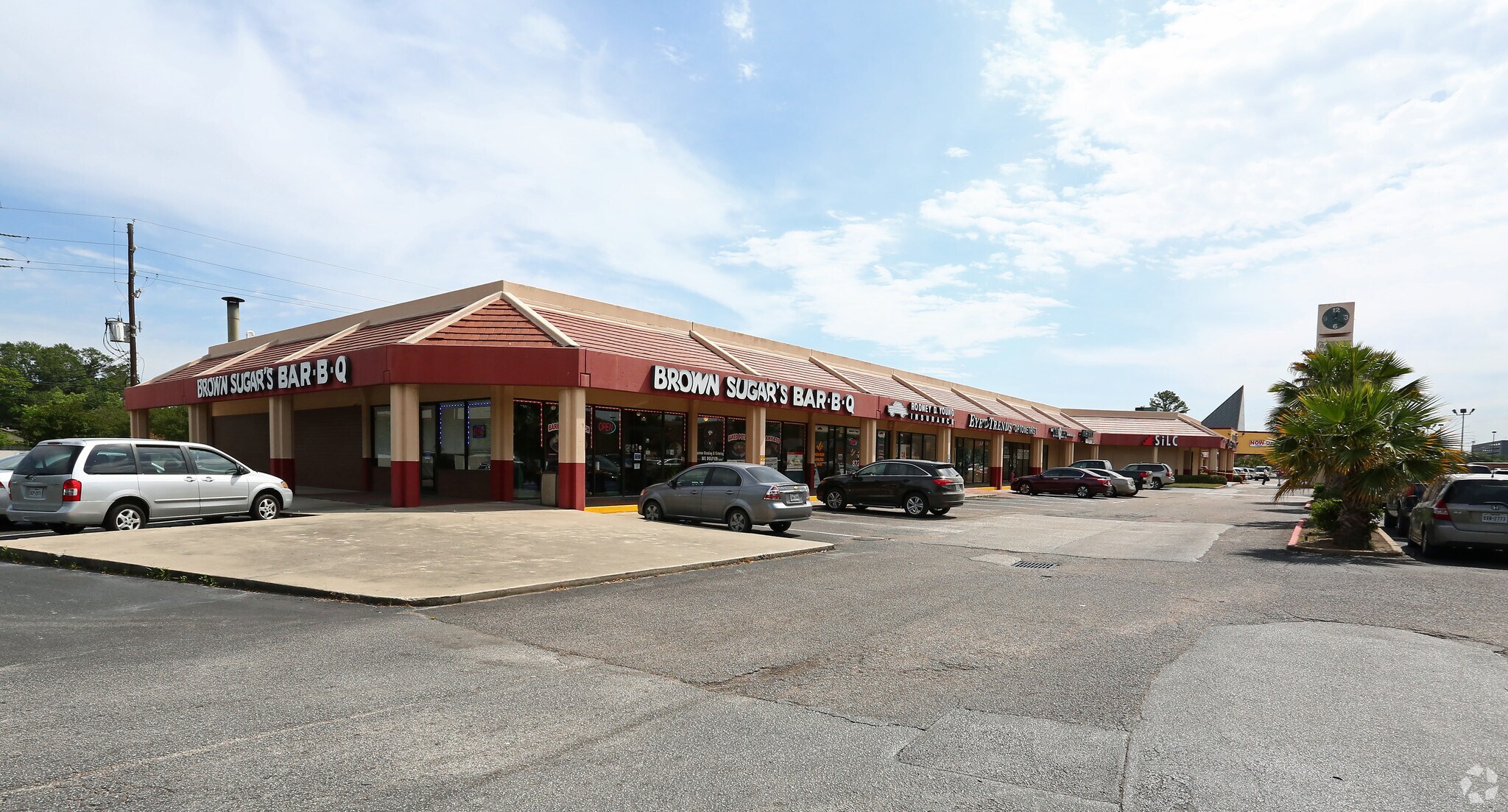 111-191 Greens Rd, Houston, TX à louer Photo principale– Image 1 sur 6
