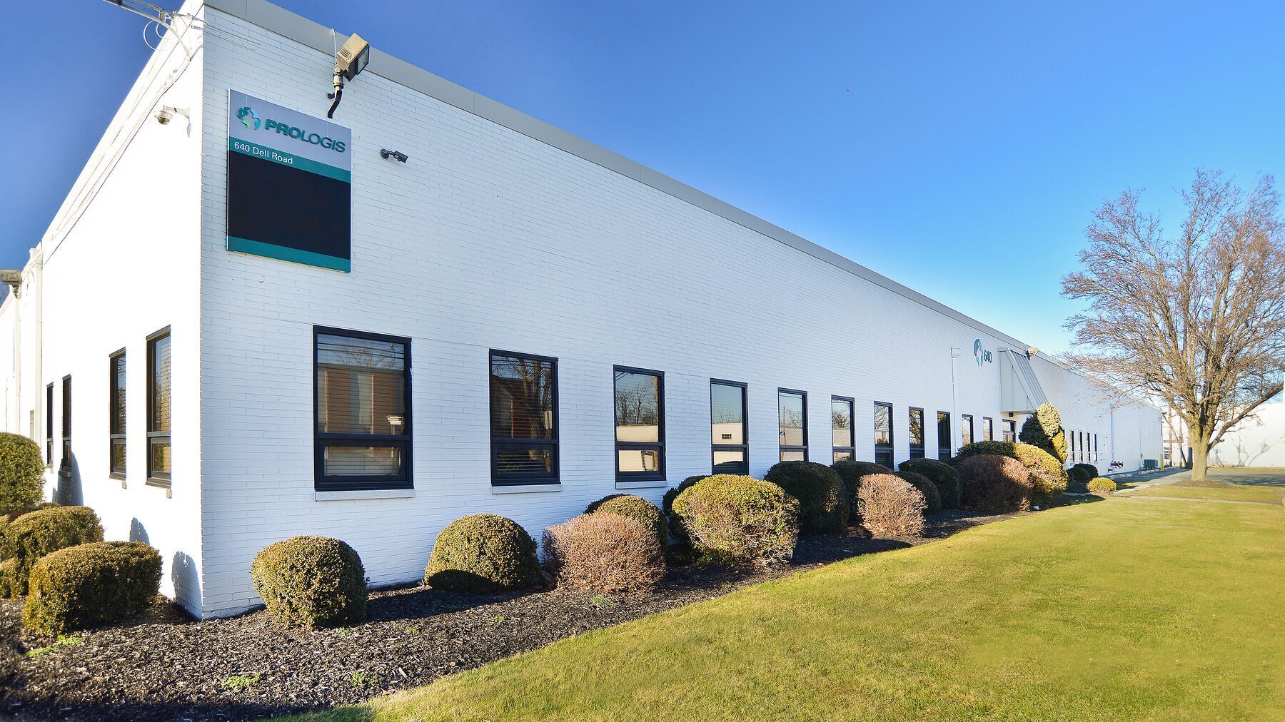 640 Dell Rd, Carlstadt, NJ à louer Photo principale– Image 1 sur 3