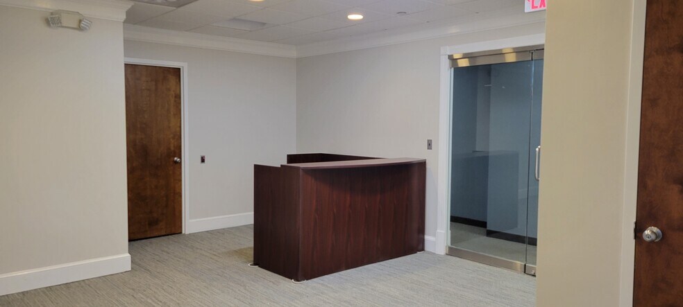 814 W Diamond Ave, Gaithersburg, MD à louer - Photo intérieure – Image 3 sur 24
