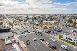 1775 Newport Blvd, Costa Mesa, CA - Vue aérienne  vue de carte