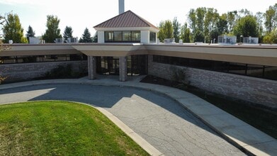 202 E Van Riper Rd, Fowlerville, MI à louer Photo intérieure– Image 2 sur 8