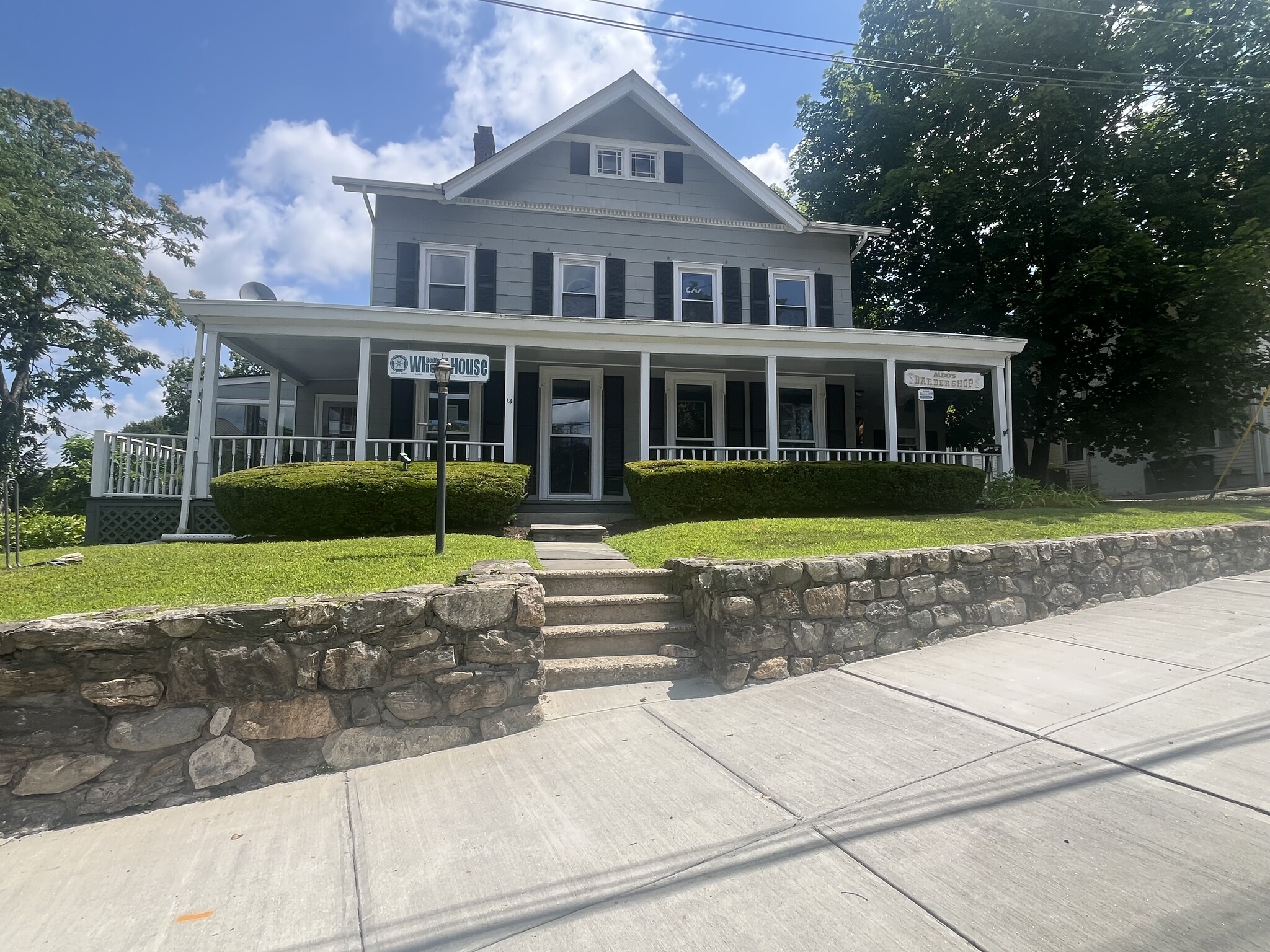 14 Main St, Bedford Hills, NY à louer Photo intérieure– Image 1 sur 9