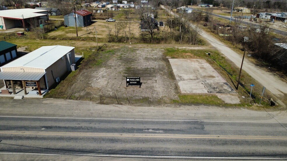 7130 Main st, Iola, TX à vendre - Photo de l’immeuble – Image 2 sur 8