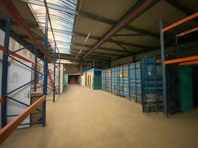 Plus de détails pour Industriel/Logistique à vendre