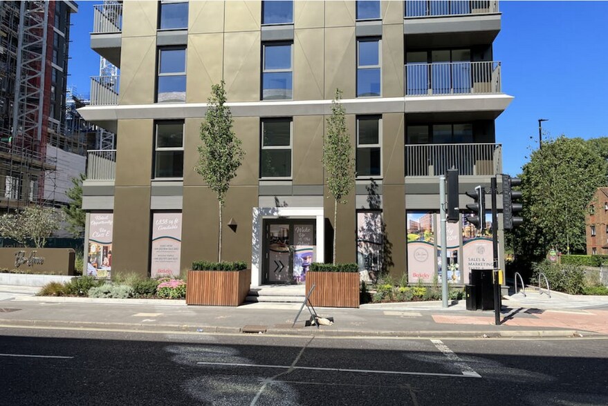 17-51 London Rd, Staines à louer - Photo principale – Image 1 sur 1