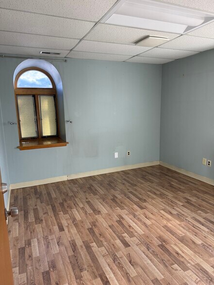 54 S Liberty Dr, Stony Point, NY à louer - Photo de l’immeuble – Image 2 sur 19