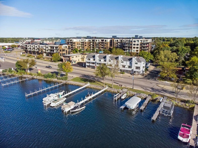 4000-4016 Shoreline Dr, Spring Park, Spring Park, MN à louer - Photo de l’immeuble – Image 3 sur 12