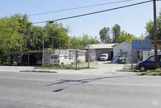 Plus de détails pour 2418 Basse Rd, San Antonio, TX - Local commercial à louer