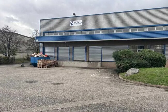 Plus de détails pour 35-37 Avenue Des Frères Montgolfier, Chassieu - Bureau, Local d'activités à louer
