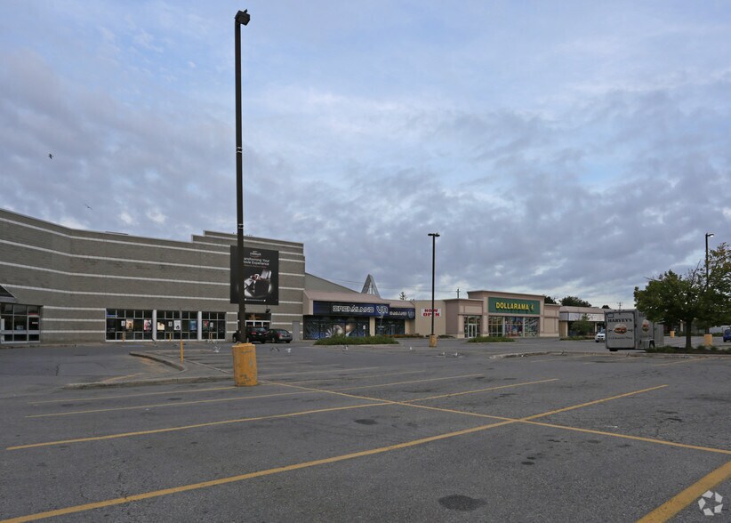977-997 Wellington Rd, London, ON à louer - Photo principale – Image 2 sur 4