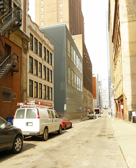 330-332 Third Ave, Pittsburgh, PA à vendre - Photo de l’immeuble – Image 3 sur 6