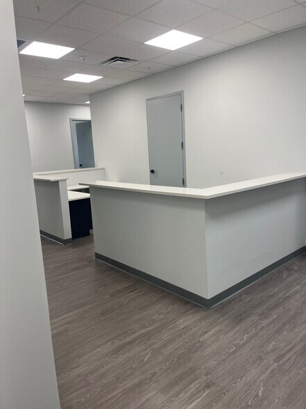 1307 Cleveland Avenue, Wildwood, FL à louer - Photo intérieure – Image 2 sur 21