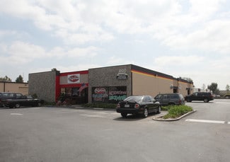 Plus de détails pour 2100 E McFadden Ave, Santa Ana, CA - Industriel/Logistique à louer