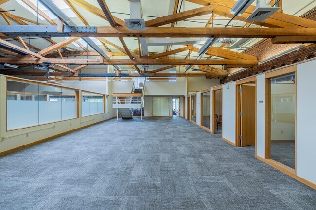 Plus de détails pour 977-1001 Elm St, Manchester, NH - Bureau, Local commercial à louer