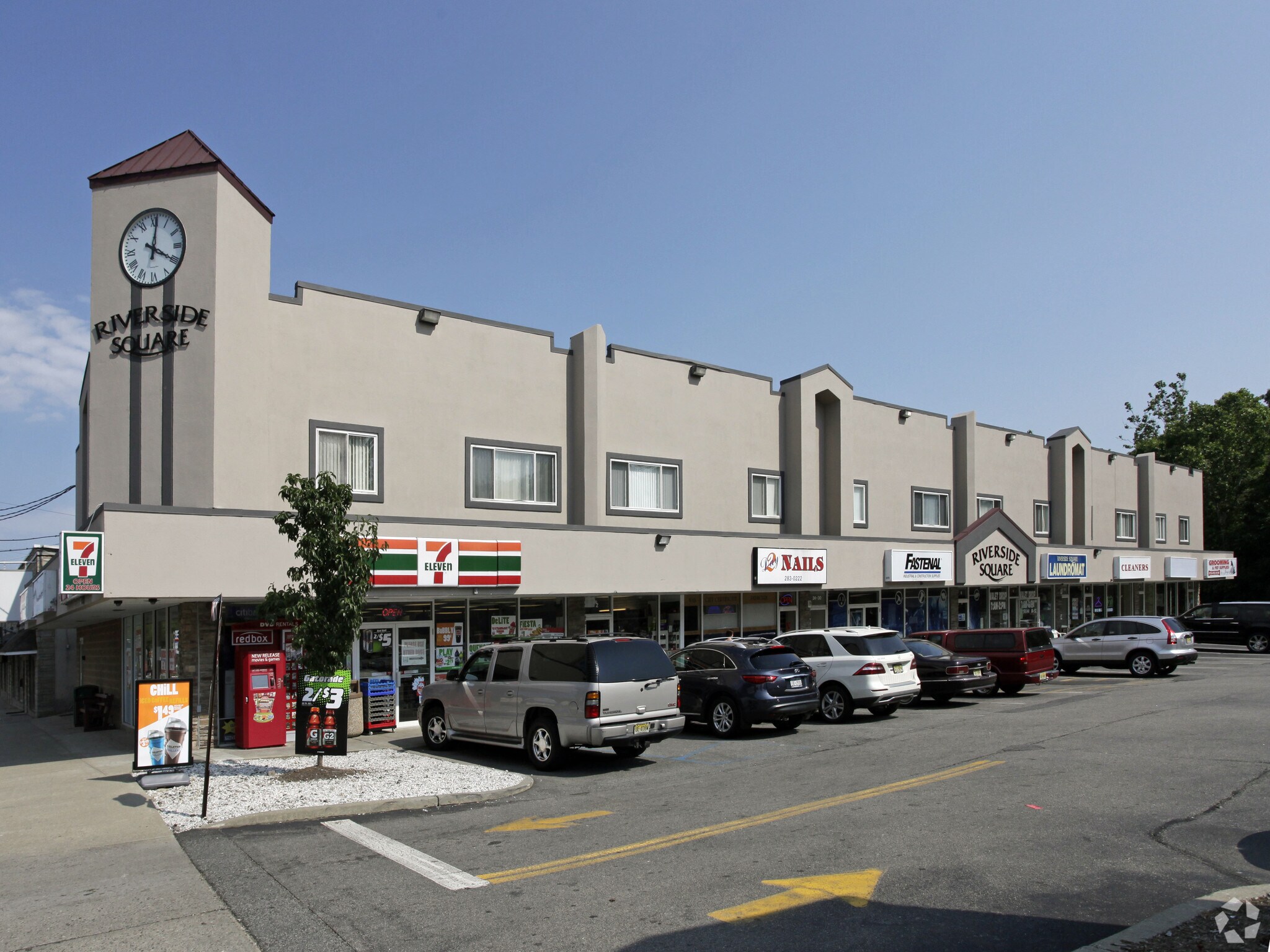 2-42 Riverside Sq, Bloomingdale, NJ à louer Photo principale– Image 1 sur 2