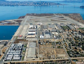 1190 W Tower Ave, Alameda, CA à louer Photo de l’immeuble– Image 1 sur 5