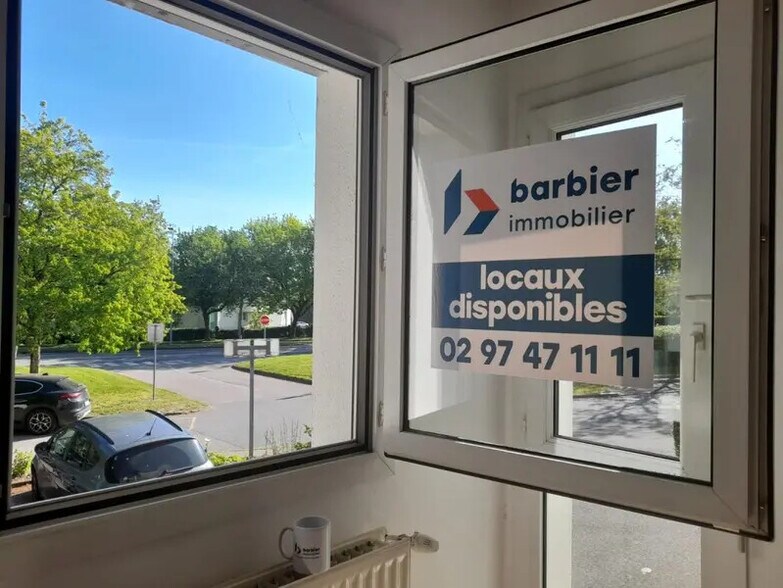 Bureau dans Vannes à louer - Photo de l’immeuble – Image 2 sur 7