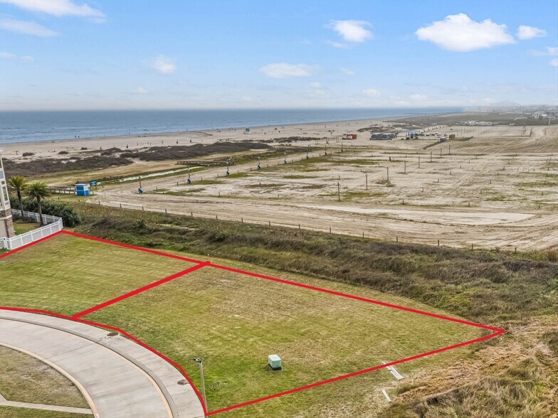 49 Grand Beach Blvd, Galveston, TX à vendre - Photo de l’immeuble – Image 2 sur 7