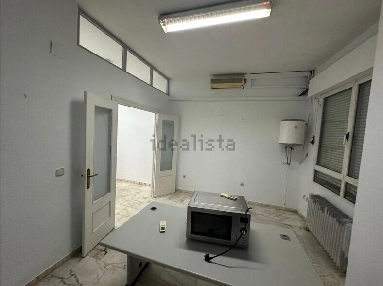 Bureau dans Cáceres, Cáceres à vendre - Photo intérieure – Image 3 sur 11