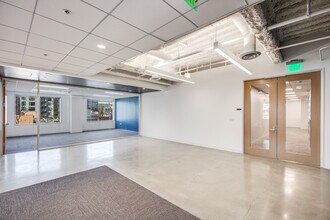 160 W Santa Clara St, San Jose, CA à louer Photo intérieure– Image 2 sur 12