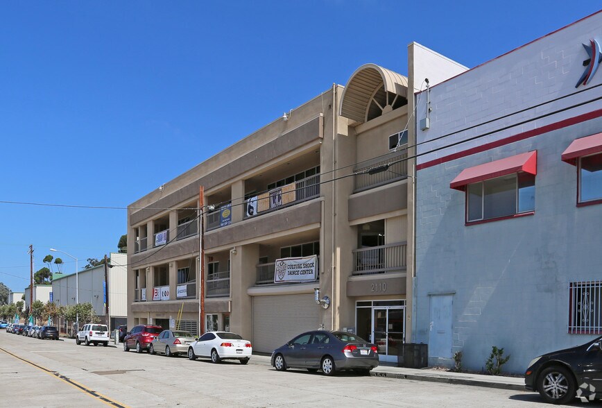 2110 Hancock St, San Diego, CA à louer - Photo de l’immeuble – Image 3 sur 7