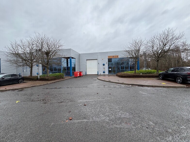 Clydesmill Pl, Glasgow à louer - Photo de l’immeuble – Image 2 sur 9