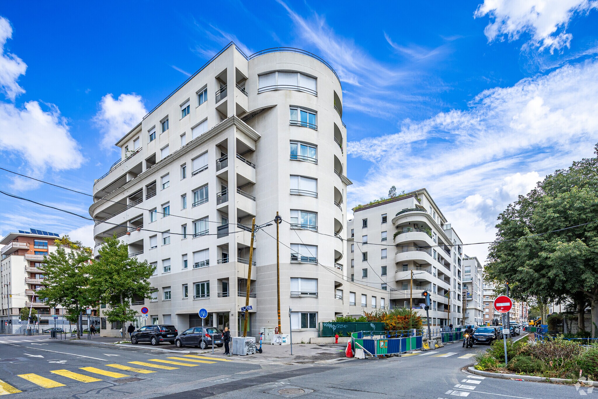 Route De Genas, Villeurbanne à louer Photo principale– Image 1 sur 3